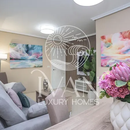 Casa Abrazo Ivan Luxury Homes 4ªplta Sur 1ªlinea Oropesa del Mar